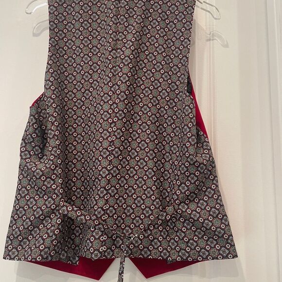 Paisley & Gray Scarlet Men's Vest - Picture 5 of 6